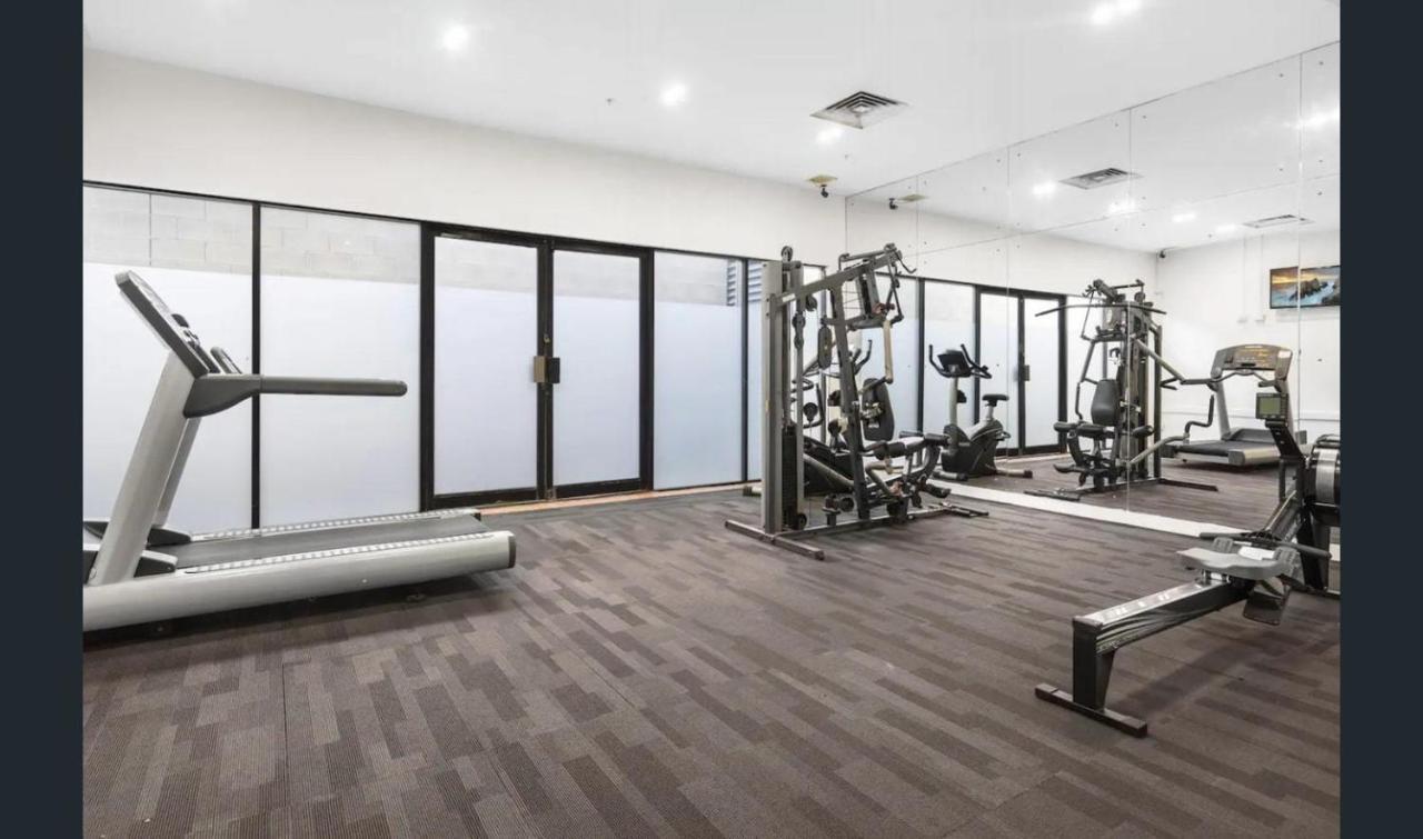 Close To Everything! Beautiful Hotel Studio'S, Sleeps 4 Gold Coast Exterior foto